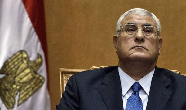 مصر.. حل &quot;الشورى&quot; وتعيين رئيس جديد للمخابرات
