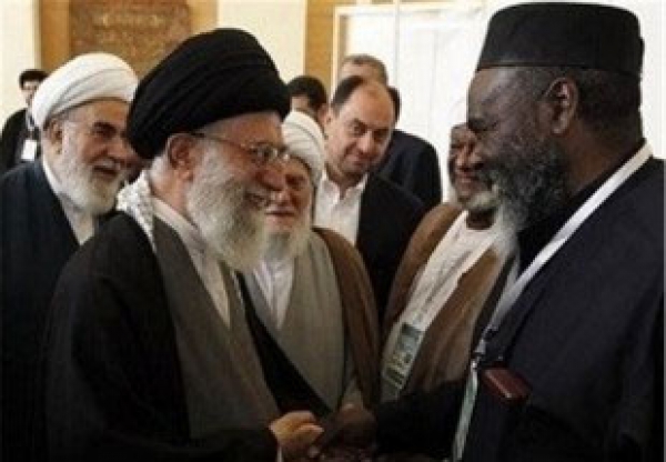 الشيخ عبد العليم موسى :آية الله الخامنئي قدّم تصوراً واقعيا ً لحقيقة ما يجري في الغرب