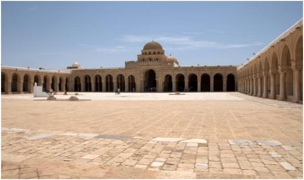 جامع عقبة بن نافع – مدینه العقبه ؛ تونس