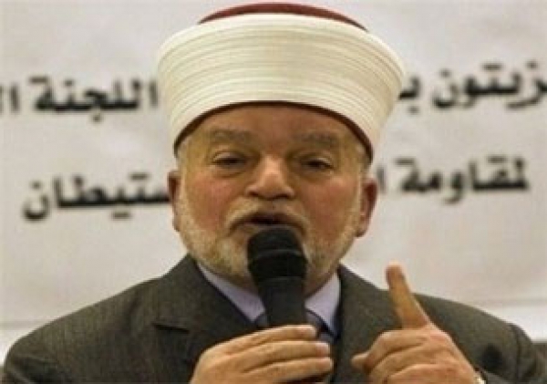 مفتی القدس&quot; یصدر فتوى تجیز مقاومة الأسرى فی السجون للتغذیة القسریة