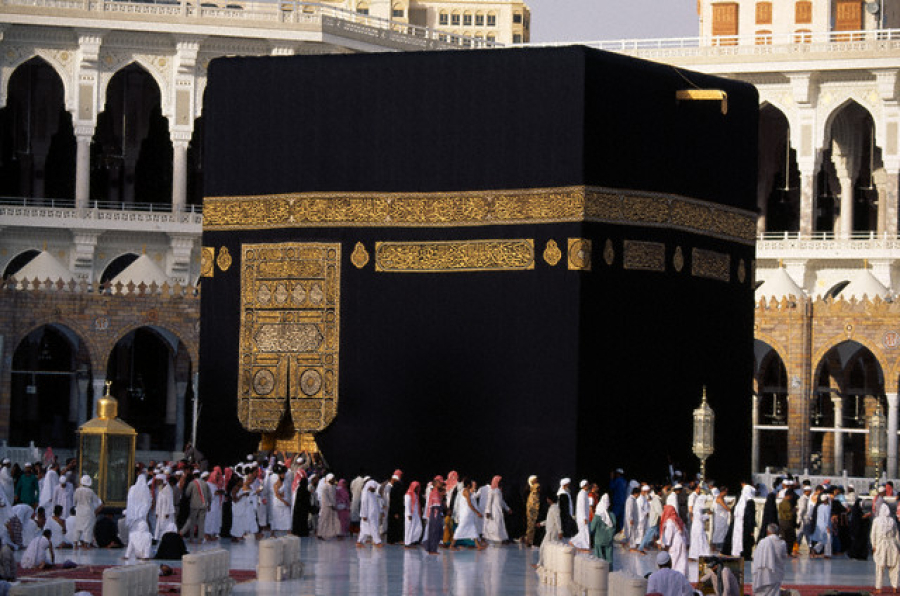 دور الحج في تحقق الصحوة‌الاسلامية كما يراه الامام الخميني