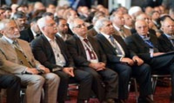 مؤتمر المعارضة السورية في القاهرة يختتم اعماله باشتباكات