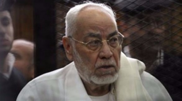 مصر: وفاة محمد مهدي عاكف المرشد العام السابق للإخوان المسلمين في سجنه