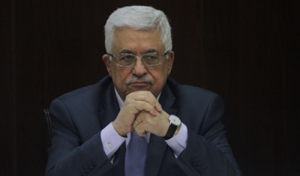 عباس يؤكد استمرار التنسيق الامني مع إسرائيل