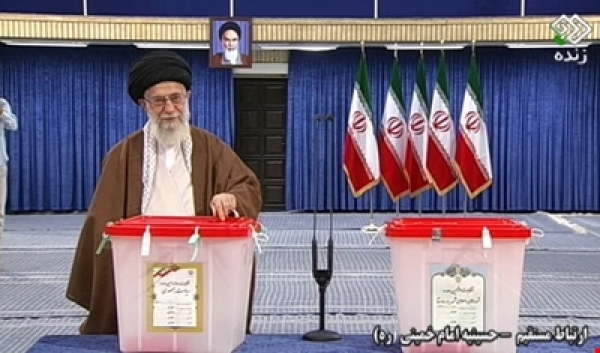 إغلاق صناديق الاقتراع في إيران و42 مليوناً صوتوا في الانتخابات الرئاسية
