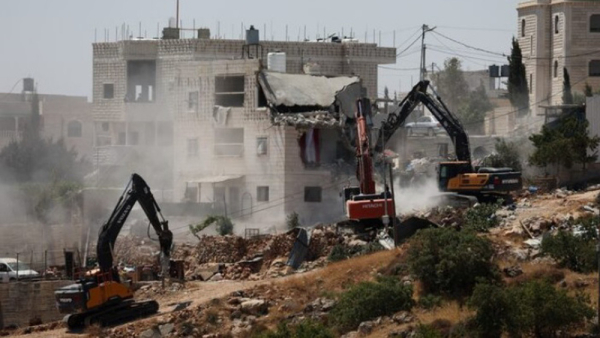 Palestinians granted only 66 building permits in West Bank over 11 years: Report