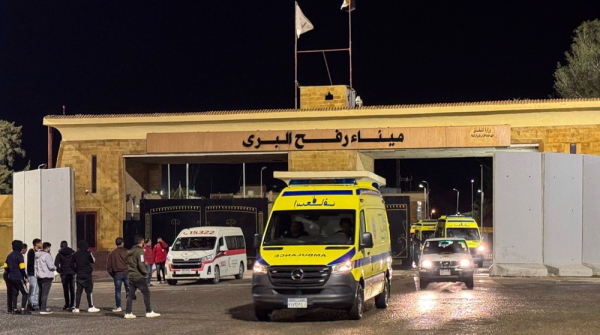 Palestinians harassed, blocked at Rafah crossing amid limited Gaza reopening