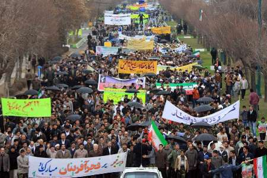 Reasons for the increased participation of people in the 12th of Bahman 1403 march: Trump&#039;s threats changed the story!