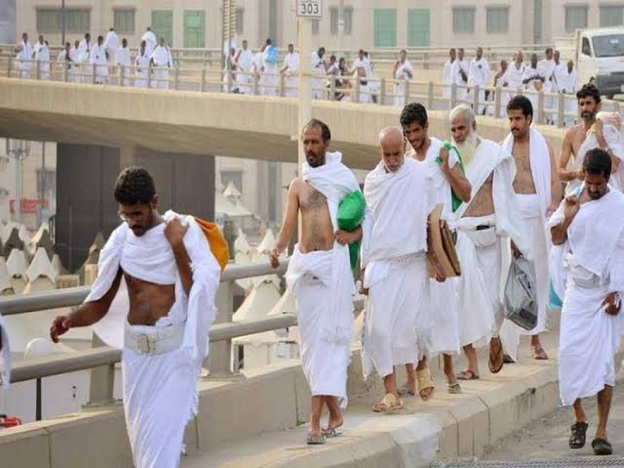 Three Acts Are Obligatory At The Time Of Getting Into The State Of Ihram