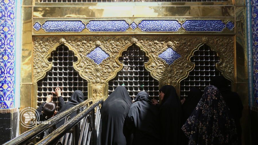 Imam Riza and his mother