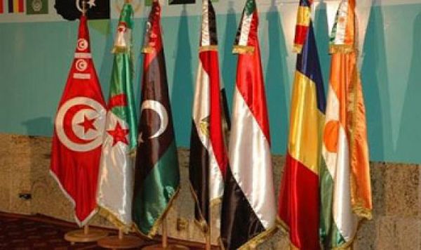 اختلاف کشورهاي همسايه ليبي در حل بحران اين کشور