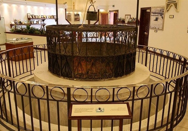 از آب زمزم سیراب شو و از طاعت خدا سرمست