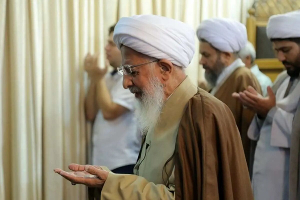 اثر معنوی مصلی در خانه از نگاه آیت الله العظمی جوادی آملی