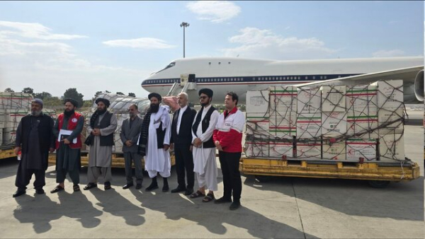 دومین محموله کمک‌های امدادی ایران به افغانستان تحویل شد/ بیکدلی: در کنار مردم افغانستان هستیم