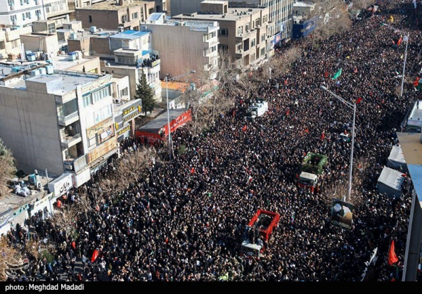 بهت‌وحیرت خبرنگاران خارجی حاضر در تشییع &quot;حاج‌قاسم سلیمانی&quot;