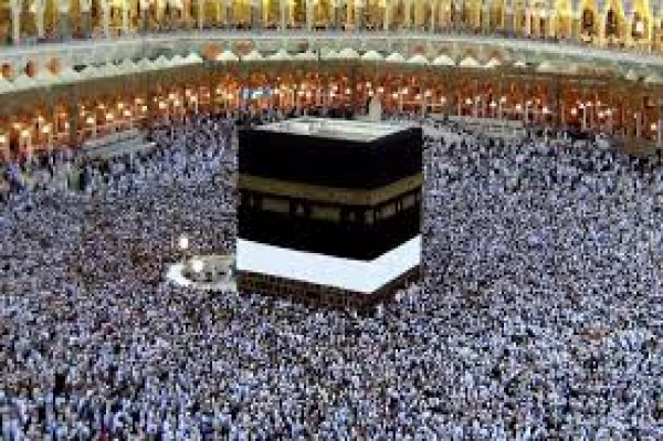 فلسفه حج در بیان حضرت علی (ع): حج بیت الله الحرام عصاره اسلام است