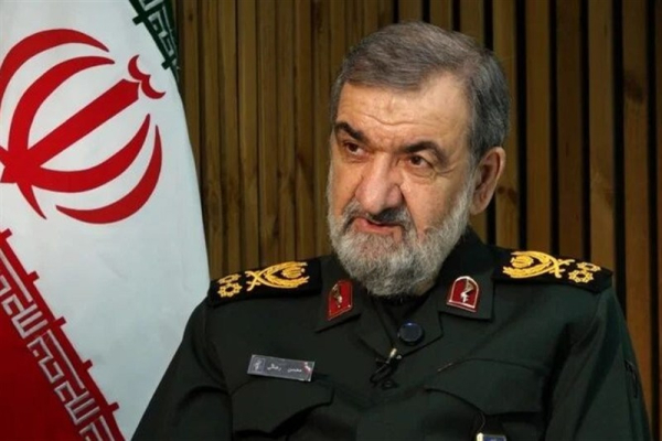 واکنش سرلشکر رضایی به توهمات ترامپ: واقعیت را ایران رقم می‌زند