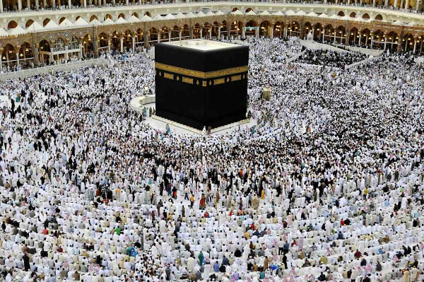 گوشه‌اي از اسرار حجّ