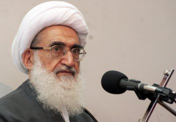 مسلمانان باید در اخلاق و ایمان الگو باشند