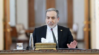 Araghchi met en garde les États-Unis et Israël : « La dernière fois que vous avez tenté de finir le travail, l’Iran en est sorti plus fort »