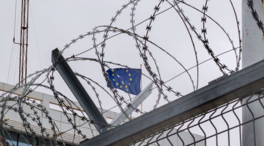 Plus de 70 ONG dénoncent le nouveau plan de l’UE pour expulser des sans-papiers sur le modèle de l’ICE