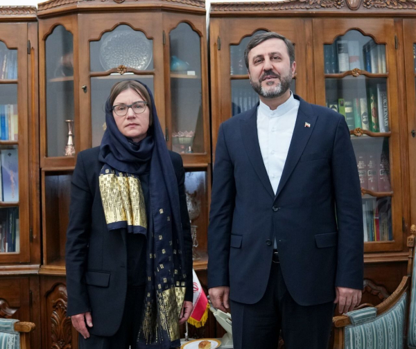 Les attaques contre 130 000 cibles civiles en Iran constituent des "crimes de guerre"
