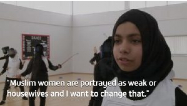 L’escrime contre l’islamophobie : un projet qui suscite l’engouement de jeunes musulmanes britanniques