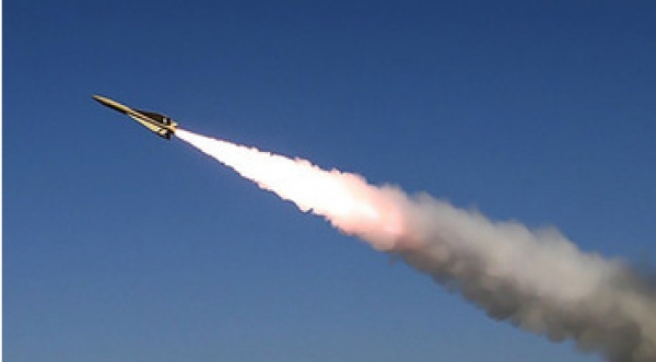 Iranienne missile exercice militaire lance plus