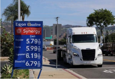 Le prix du diesel atteint un niveau record aux États-Unis en pleine guerre contre l'Iran