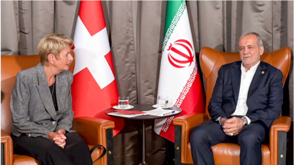 Les négociations n'auront aucun sens si les sanctions sont réimposées, avertit le président iranien