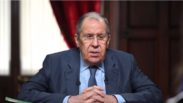 Lavrov : la Russie attend une réponse des États-Unis sur le conflit ukrainien, tandis que l'Europe tente de saboter le processus