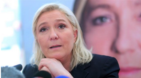 Le Pen: &quot;Tout sauf Hillary Clinton&quot;