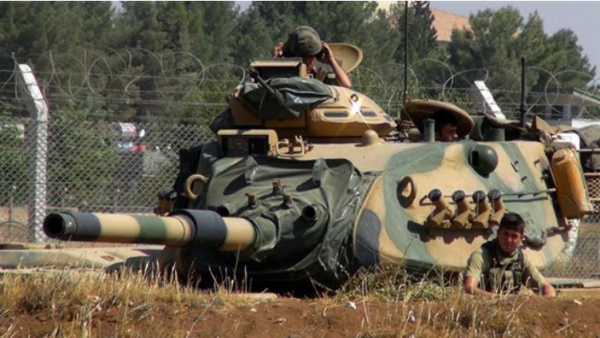 La Turquie déploie 80 véhicules militaires à la frontière syrienne
