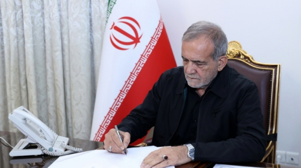 La coopération Iran-UEEA ouvre la voie à une région puissante (Pezeshkian)