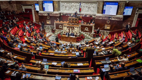Fraudes sociales et fiscales en France : l'examen du projet de loi reprend à l'Assemblée nationale