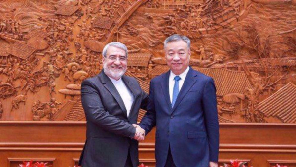 L’Iran et la Chine renforcent leurs liens et sont prêts à promouvoir leur coopération stratégique