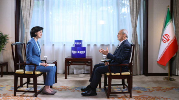 L'Iran s'attend à ce que la Chine mette en pratique son initiative de gouvernance mondiale (Pezeshkian)