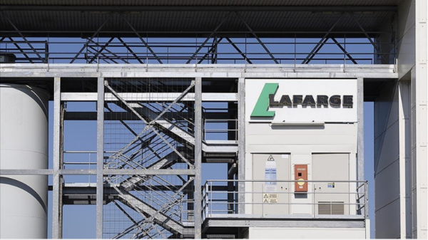 Procès Lafarge : Examen des relations entre l'entreprise et les services secrets français