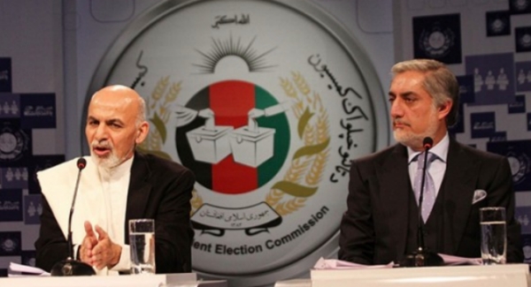 Afghanistan: les deux candidats appelés à trouver un compomis