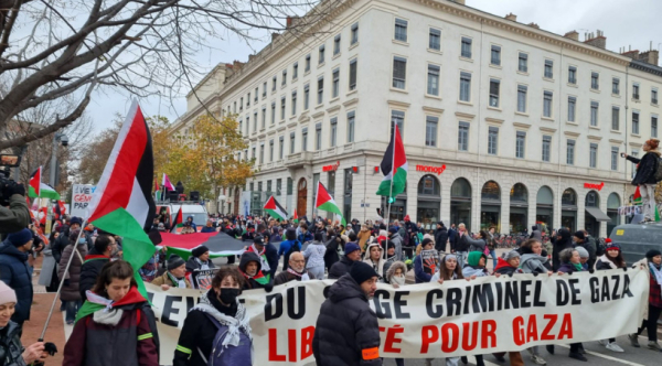 Les Français, les Allemands et les Anglais se mobilisent en soutien aux Palestiniens de Gaza