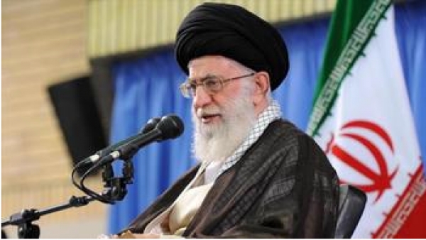 L&#039;ayatollah Khamenei condamne les attaques terroristes des États-Unis contre l&#039;Iran