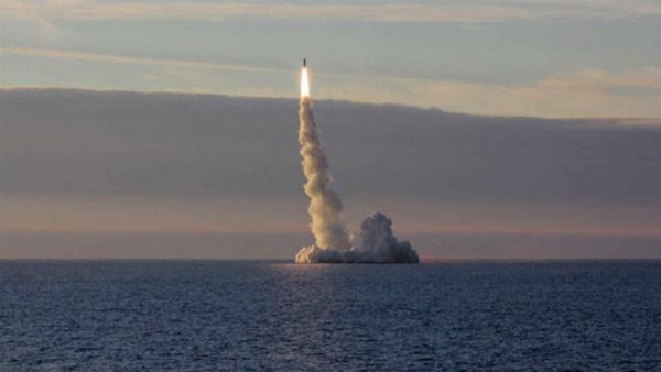 Deir ez-Zor : un sous-marin russe tire des missiles sur les positions de Daech