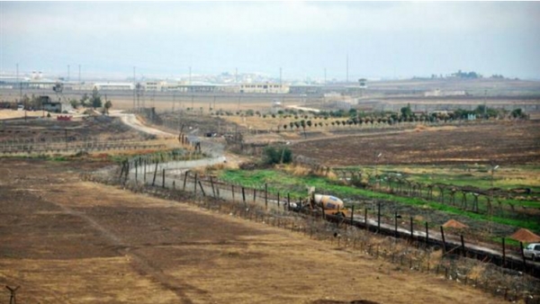 La Turquie érige un mur à sa frontière avec la Syrie