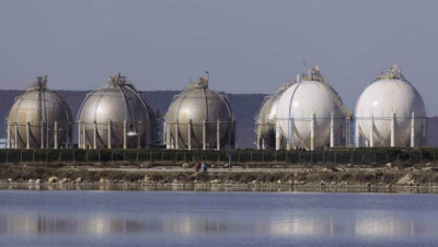 Gaz : les prix flambent en Europe, les stocks restent insuffisants avant l’hiver