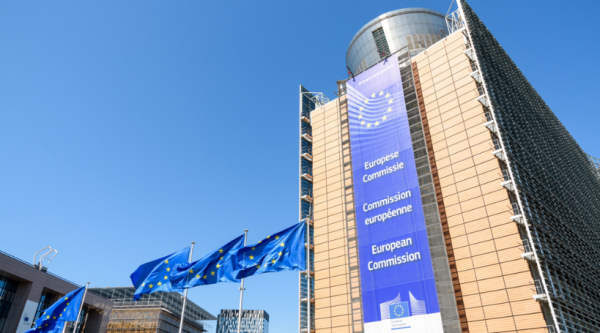 Bruxelles propose de taxer à hauteur de 227 millions d'euros des biens importés d'Israël et de sanctionner deux ministres