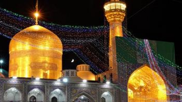 L’Iran est plein de lumières et de la joie de la naissance de l’Imam Reza (P)