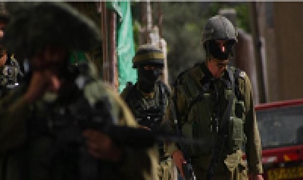 Israël arrête 80 Palestiniens en réponse à un enlèvement d&#039;adolescents