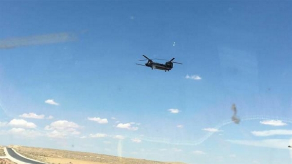 Des hélicoptères militaires américains dans le ciel syrien