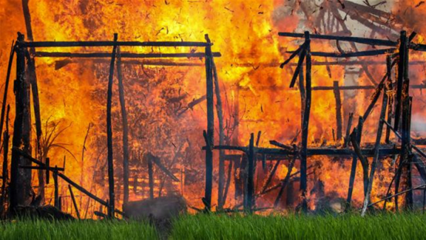 Myanmar : 4 autres villages partis en fumée