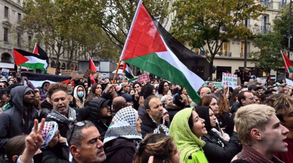 Des juristes accusent Paris d’avoir manqué à ses obligations de prévenir le génocide à Gaza